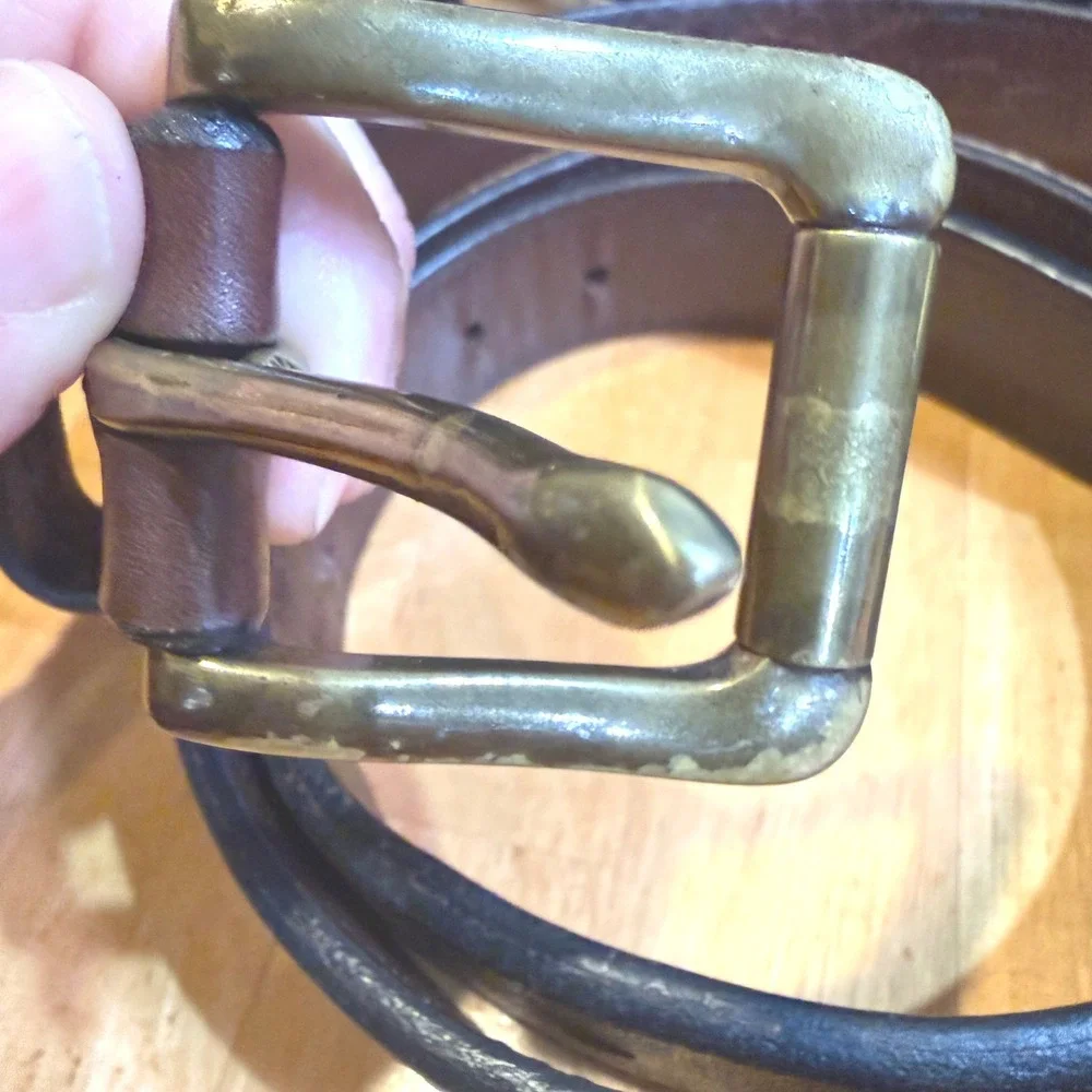 Duluth Trading Men's Leather Belt Brown Thick Size 40‎ Brass Style Buckle